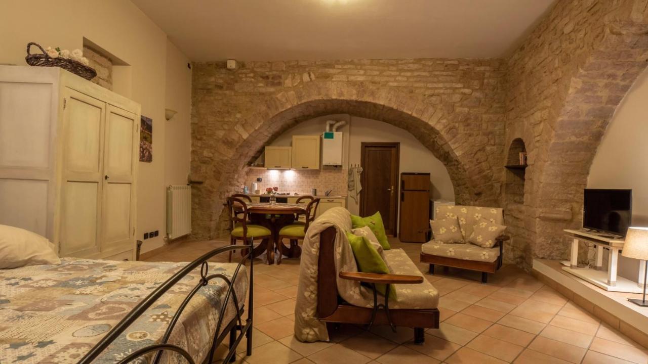 Apartamento La Chiocciola Asís Exterior foto